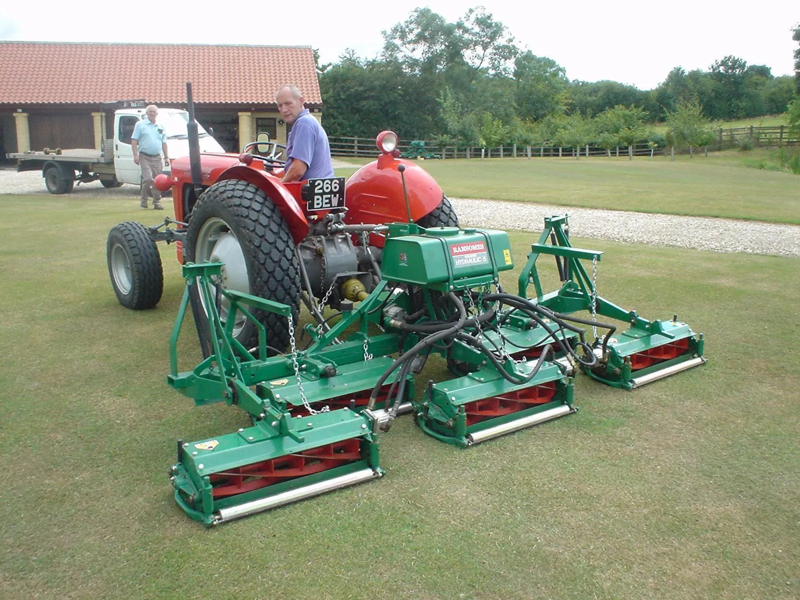 Grass Mowing World